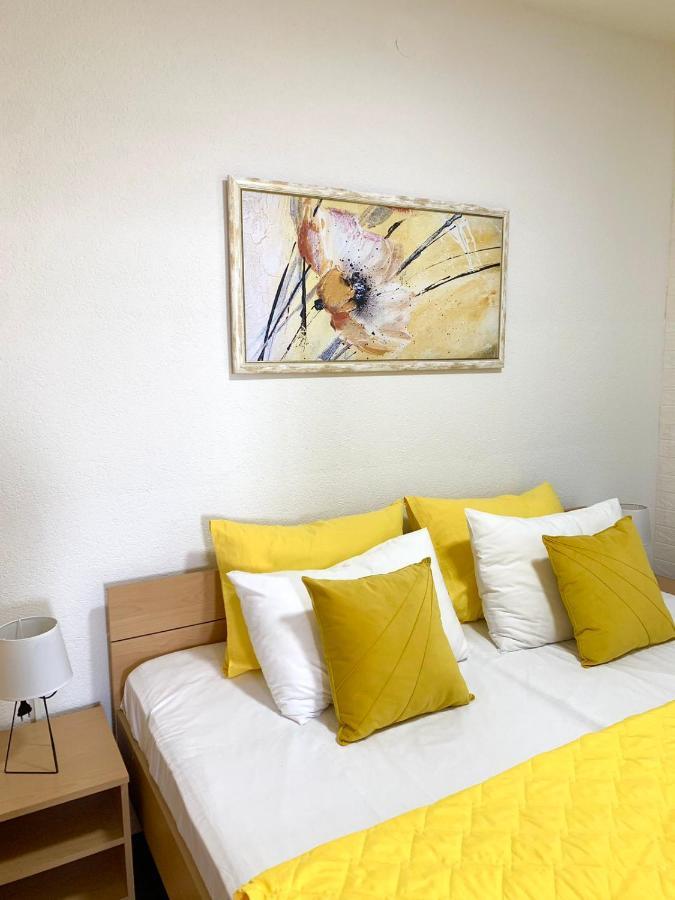 Apartament Pendik *